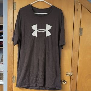 Men's Grey & White Under Armour Shirt